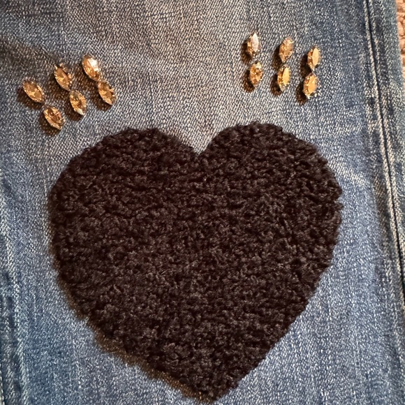 Tu es mon TRESOR Blue Jeans with Black Heart Patches - Picture 3 of 11